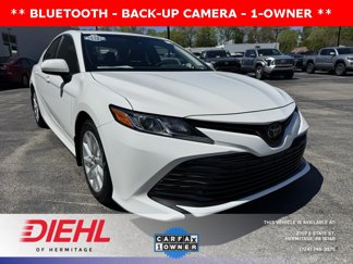 Used 2018 Toyota Camry LE image 1
