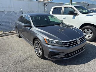 Used 2017 Volkswagen Passat 1.8T R-Line w/ R-Line Lighting Package video 2
