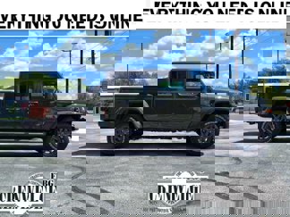 Used 2024 Jeep Gladiator Sport image 1