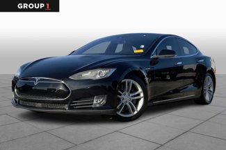 Used 2015 Tesla Model S 70D image 1