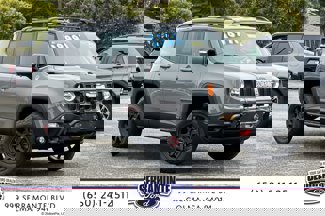 Used 2019 Jeep Renegade Trailhawk image 1
