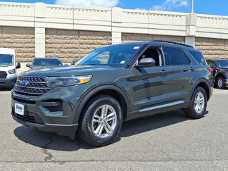 Certified 2022 Ford Explorer XLT image 1