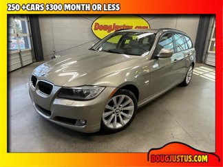 Used 2011 BMW 328i xDrive Wagon w/ Premium Pkg image 1