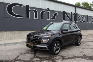 Used 2024 Hyundai Venue SEL image 1