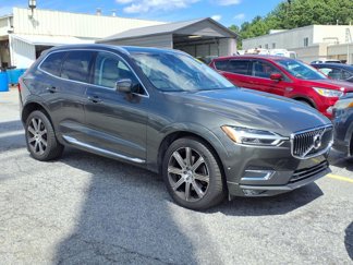 Used 2018 Volvo XC60 T6 Inscription w/ Luxury Seat Package image 1