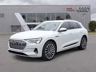 Used 2019 Audi e-tron Prestige w/ Prestige Package image 1