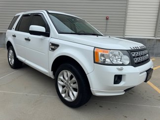 Used 2012 Land Rover LR2 HSE image 1