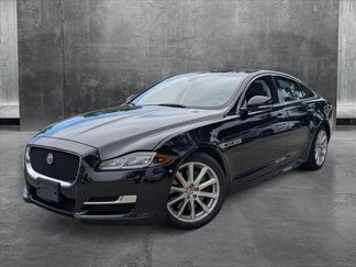 Used 2016 Jaguar XJ R-Sport image 1