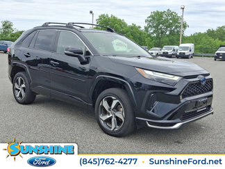 Used 2023 Toyota RAV4 SE image 1
