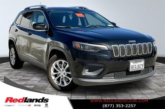 Used 2019 Jeep Cherokee Latitude w/ Popular Appearance Group image 1
