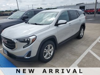 Used 2018 GMC Terrain SLE image 1