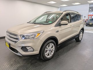 Used 2018 Ford Escape SE image 1