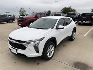 New 2025 Chevrolet Trax LS w/ LS Convenience Package image 1
