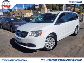 Used 2017 Dodge Grand Caravan SE w/ UConnect Hands-Free Group image 1