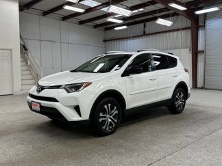 Used 2016 Toyota RAV4 LE w/ Preferred Accessory Package image 1