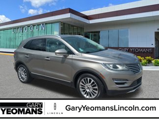Used 2017 Lincoln MKC Reserve image 1