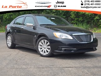 Used 2013 Chrysler 200 Limited image 1