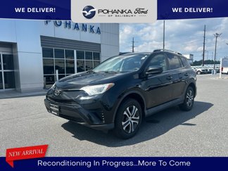 Used 2017 Toyota RAV4 LE image 1