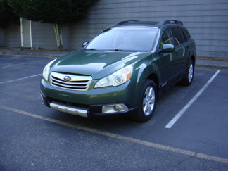 Used 2011 Subaru Outback 2.5i Limited w/ PWR Moonroof Pkg image 1