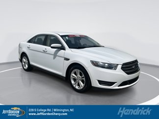 Used 2015 Ford Taurus SEL image 1
