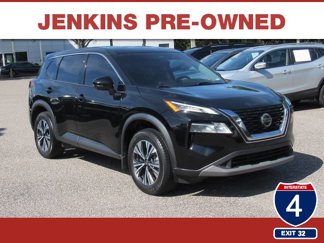 Used 2021 Nissan Rogue SV image 1