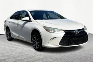 Used 2015 Toyota Camry XSE image 1