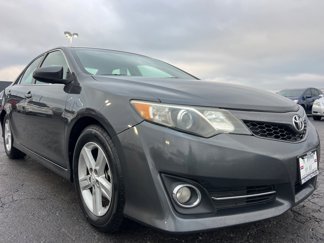 Used 2012 Toyota Camry SE image 1