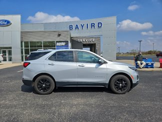 Used 2022 Chevrolet Equinox LT image 1