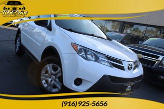 Used 2013 Toyota RAV4 LE image 1
