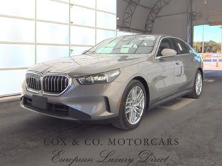 Used 2024 BMW 530i image 1