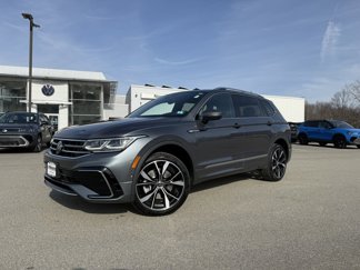 Certified 2022 Volkswagen Tiguan SEL R-Line image 1