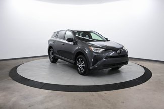 Used 2017 Toyota RAV4 LE image 1