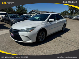 Used 2016 Toyota Camry SE image 1