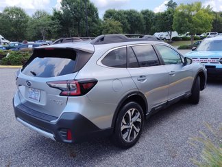 Used 2022 Subaru Outback Limited XT image 1