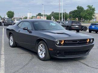 Used 2023 Dodge Challenger SXT image 1