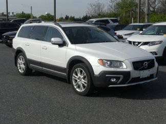 Used 2016 Volvo XC70 T5 Platinum w/ Climate Package image 1