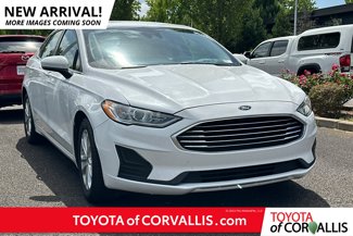 Used 2020 Ford Fusion SE image 1