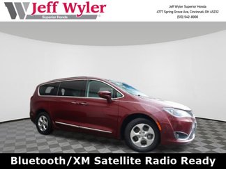 Used 2017 Chrysler Pacifica Touring-L Plus image 1