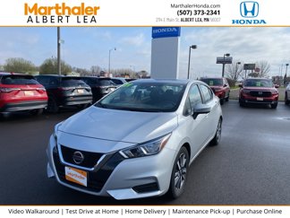 Used 2021 Nissan Versa SV image 1