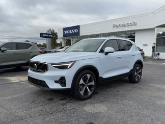 New 2025 Volvo XC40 B5 Plus w/ Protection Package Premier image 1