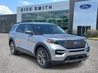 Certified 2021 Ford Explorer XLT w/ Equipment Group 202A image 1
