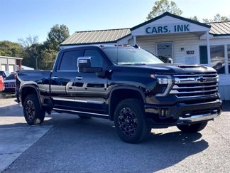 Used 2024 Chevrolet Silverado 2500 High Country w/ Technology Package image 1