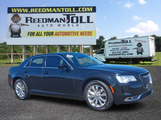 Used 2015 Chrysler 300 Limited w/ Driver Convenience Group image 1