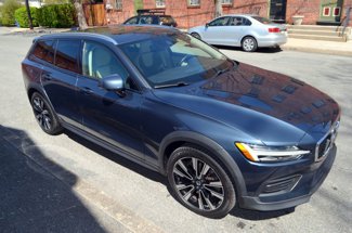 Used 2020 Volvo V60 T5 Cross Country w/ Protection Package image 1