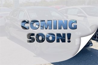 Used 2023 Hyundai Elantra SEL image 1