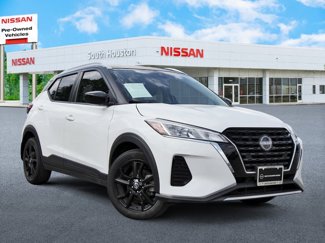 Certified 2023 Nissan Kicks SV image 1