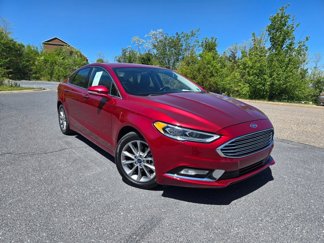 Used 2017 Ford Fusion SE image 1