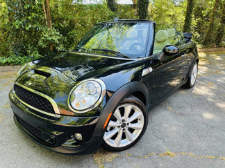 Used 2015 MINI Cooper S image 1