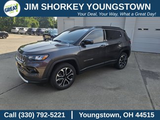 Used 2022 Jeep Compass Limited image 1