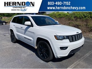 Used 2019 Jeep Grand Cherokee Altitude image 1